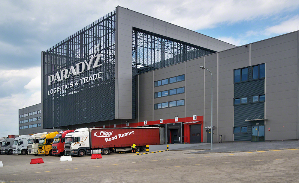A Mecalux projetou para a Ceramika Paradyż um armazém automático autoportante com capacidade para mais de 20.200 paletes
