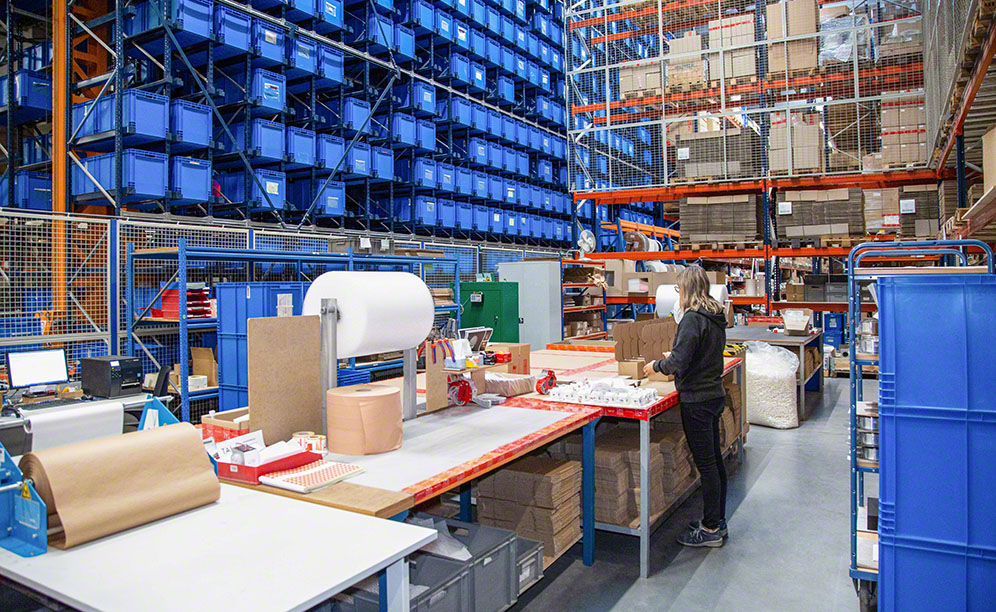 TAL armazena 6.300 caixas em apenas 178 m² de superfície