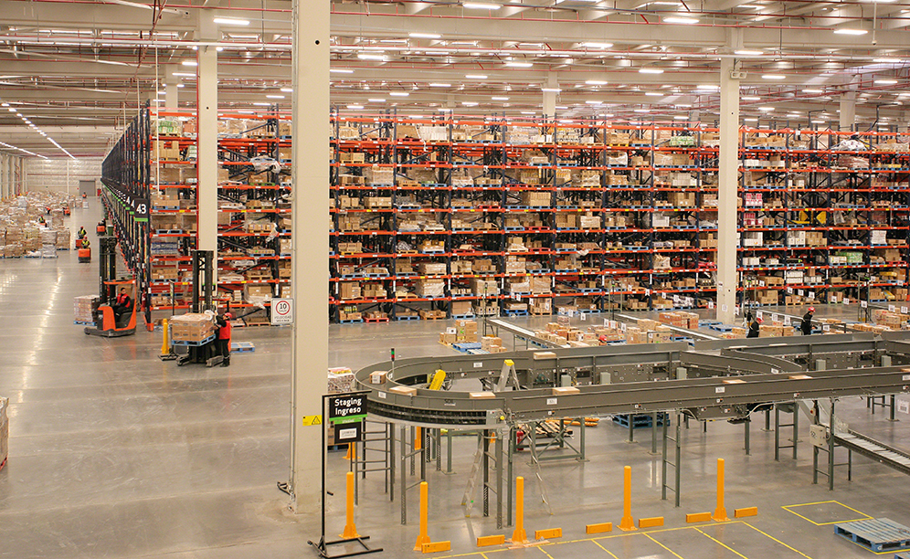 O centro logístico de 70.000 m² no Chile dos supermercados SMU reforça a ótima distribuição de produtos